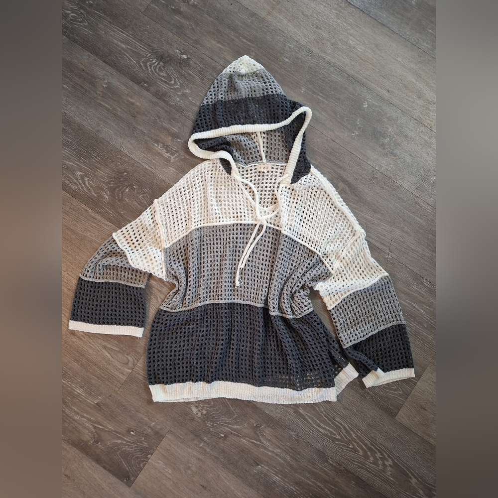 POL BOHO BEACH COLOR BLOCK SWEATER TOP WITH HOODIE